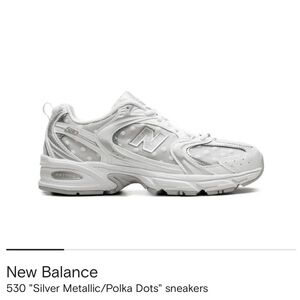 New Balance 530 Sneaker, Silver Polka Dot Shoes, BNIB